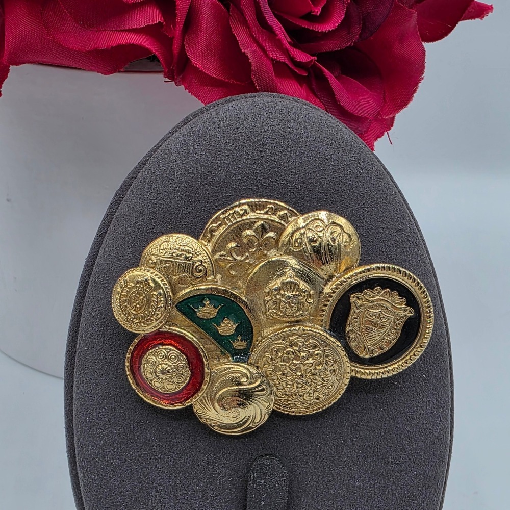 GJD Vintage Gold Tone Heraldic Coin Button Cluster Brooch Pin Enamel Accents
